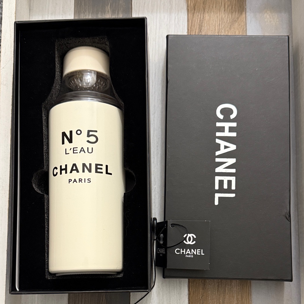 Rare Brand New Gwp Chanel N5 Leau  Elegant OffWhite Bottle